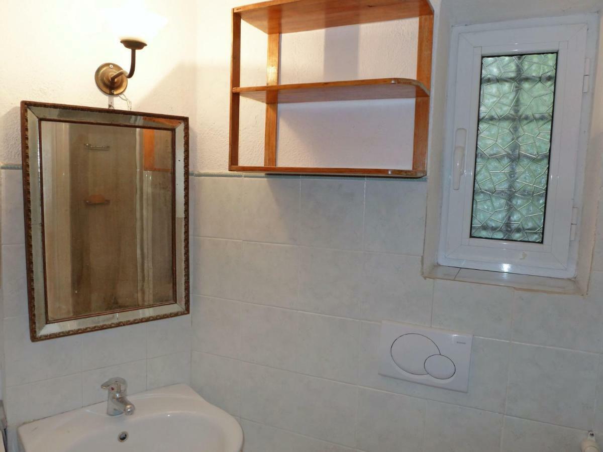 Apartment Lo Scuopolo-3 By Interhome